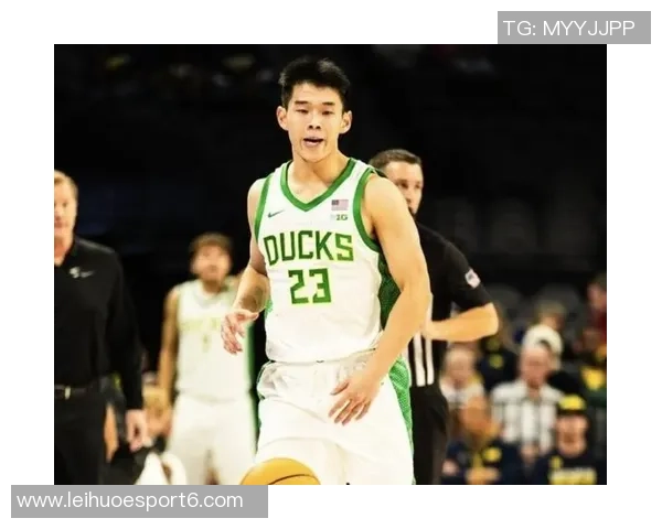 林葳压哨三分助俄勒冈逆转半场表现精彩砍下11分2助攻